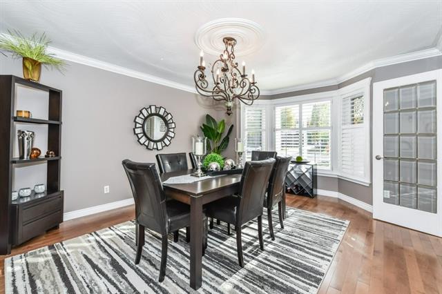 596 Manorwood Ct., Waterloo, Ontario, Canada
