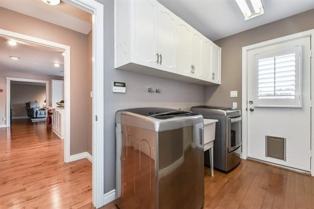 596 Manorwood Ct., Waterloo, Ontario, Canada