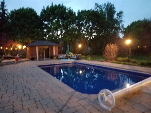 596 Manorwood Ct., Waterloo, Ontario, Canada