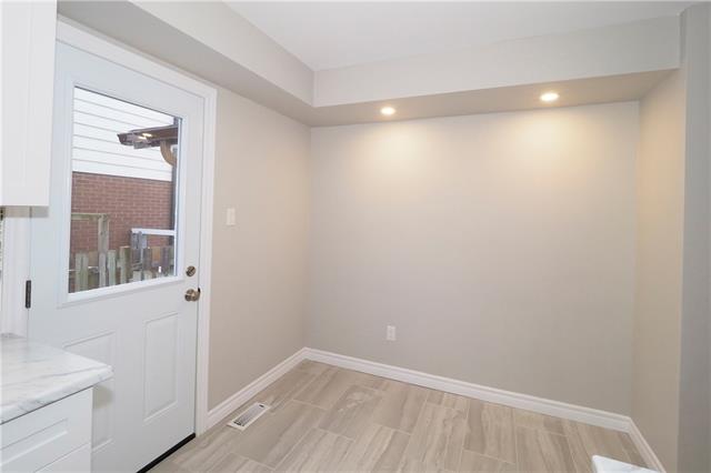 148 Hillbrook Cres., Kitchener, Ontario, Canada
