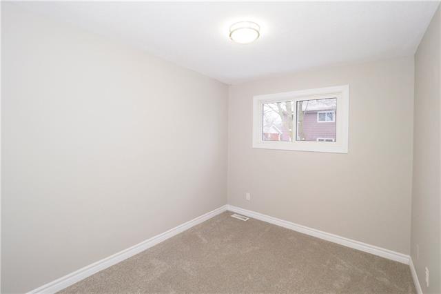 148 Hillbrook Cres., Kitchener, Ontario, Canada