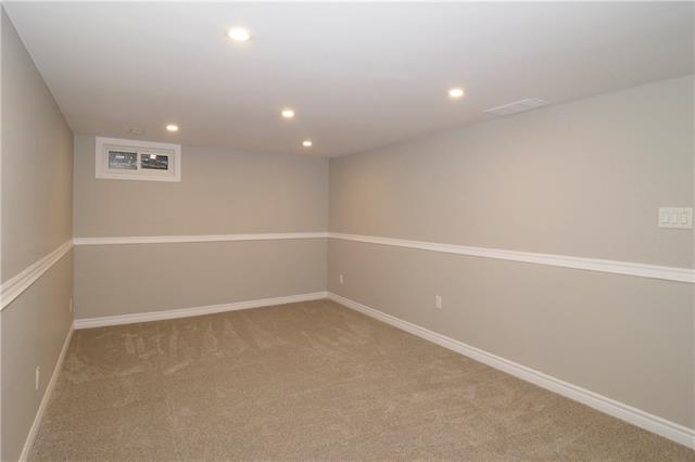 148 Hillbrook Cres., Kitchener, Ontario, Canada