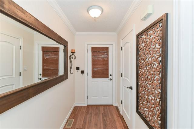 728 Paris Blvd., Waterloo, Ontario, Canada