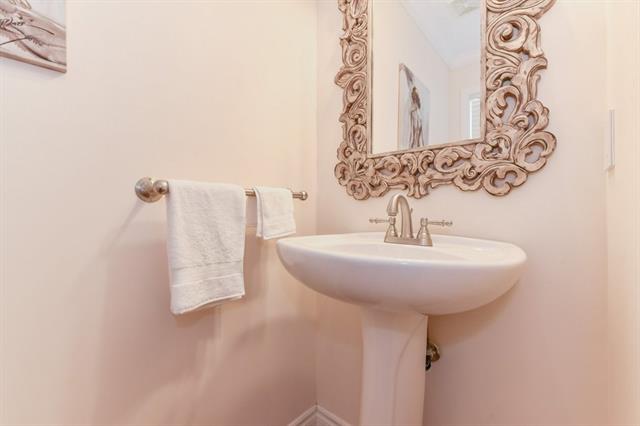 728 Paris Blvd., Waterloo, Ontario, Canada