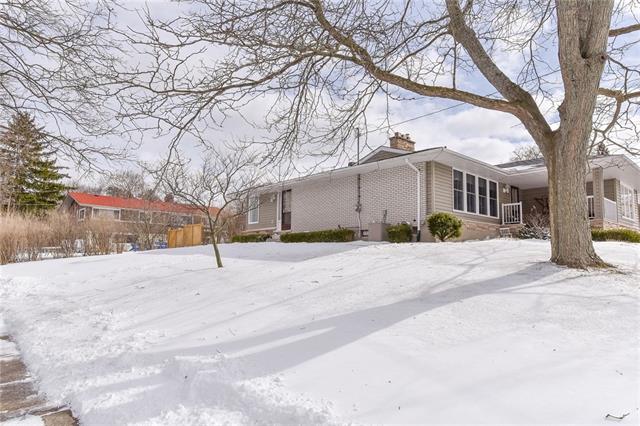 30 Village Rd., Kitchener, Ontario, Canada