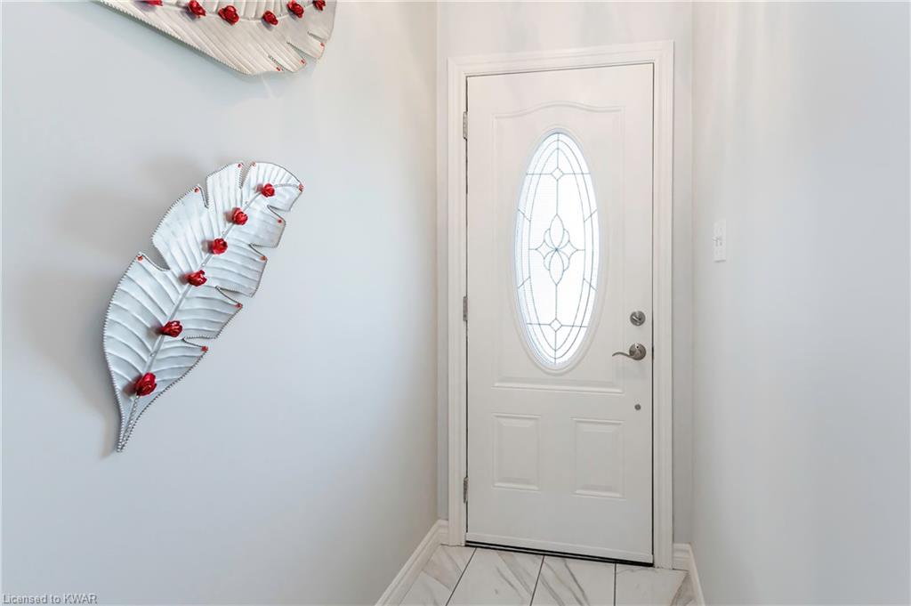 53 BRIARFIELD Street, Kitchener, Ontario, Canada photo 5