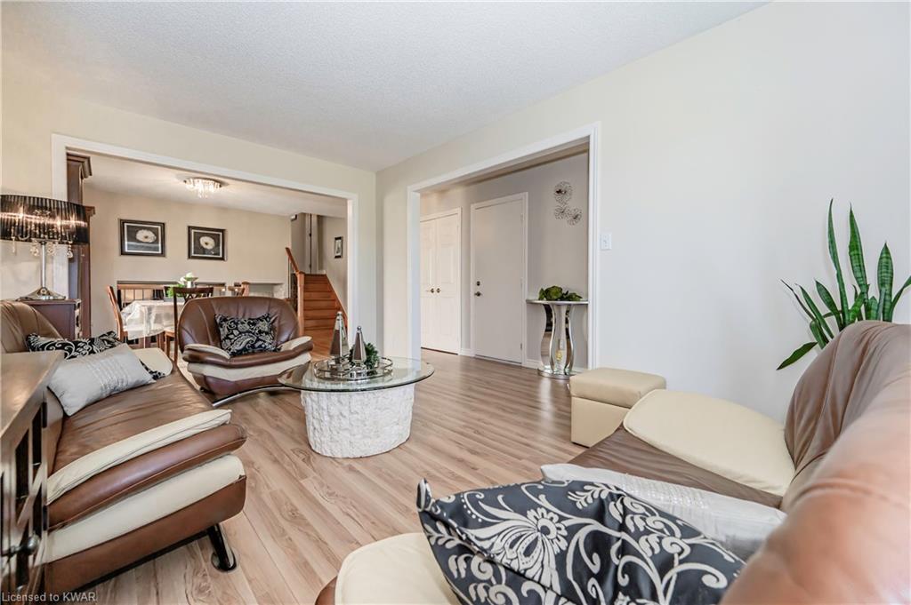 53 BRIARFIELD Street, Kitchener, Ontario, Canada photo 8