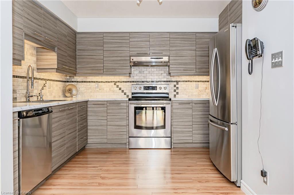 53 BRIARFIELD Street, Kitchener, Ontario, Canada photo 12