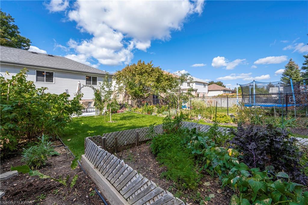 53 BRIARFIELD Street, Kitchener, Ontario, Canada photo 37