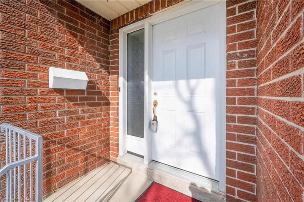 59 DOVERCLIFFE Road, Guelph, Ontario, Canada