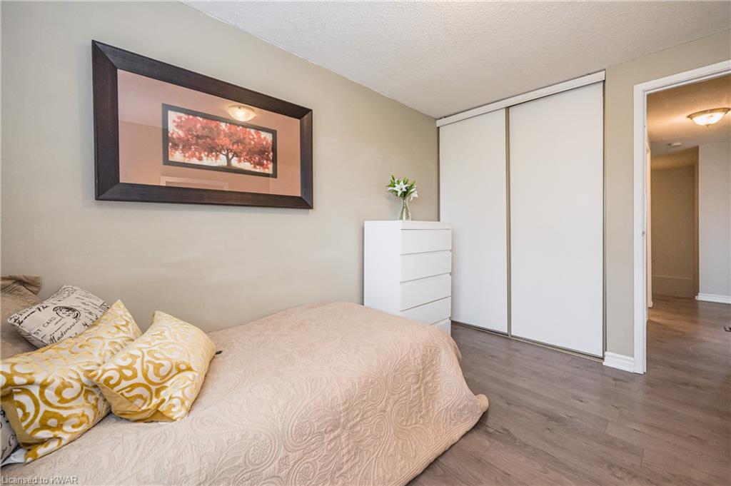 59 DOVERCLIFFE Road, Guelph, Ontario, Canada