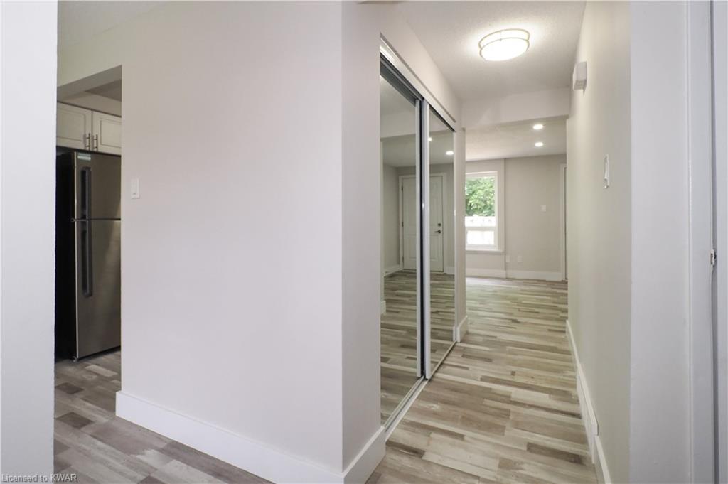 235 FERGUSON Avenue Unit# 19, Cambridge, Ontario, Canada