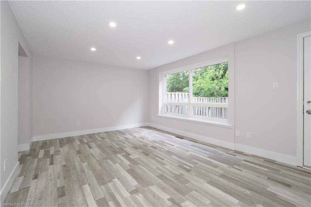 235 FERGUSON Avenue Unit# 19, Cambridge, Ontario, Canada