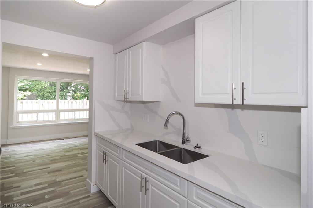 235 FERGUSON Avenue Unit# 19, Cambridge, Ontario, Canada