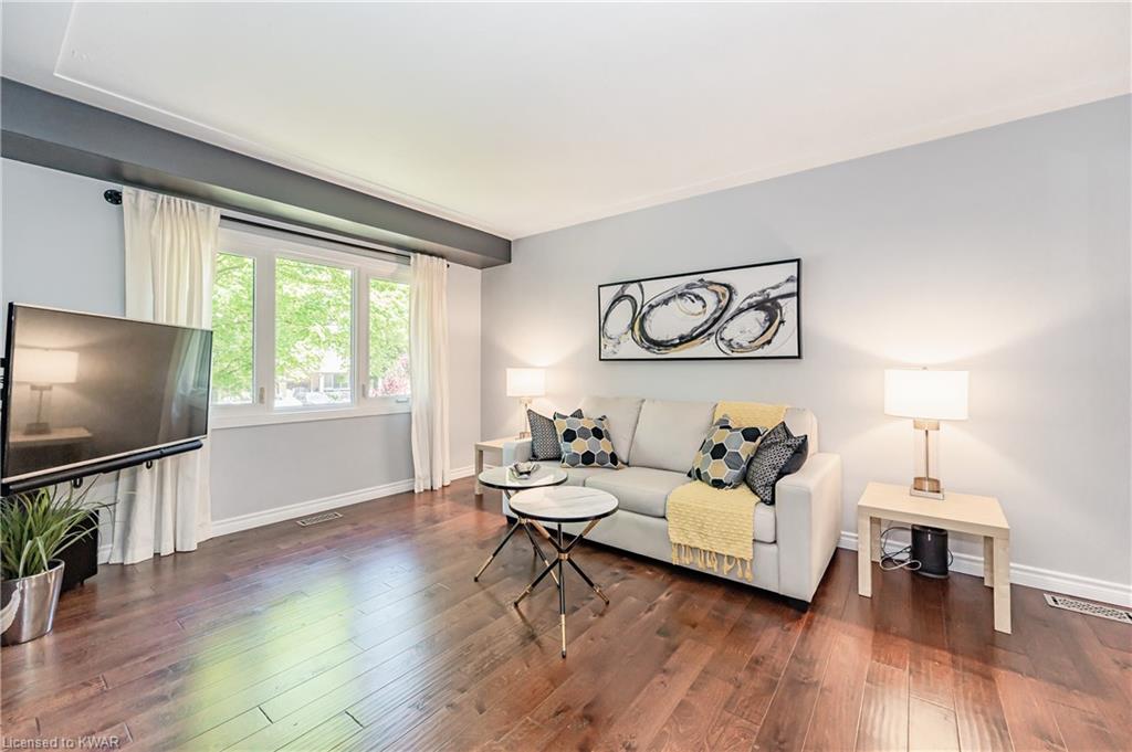 147 COACH HILL Drive, Kitchener, Ontario, Canada