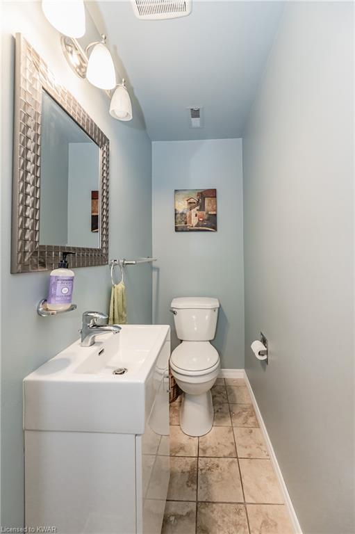 147 COACH HILL Drive, Kitchener, Ontario, Canada