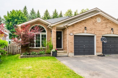 49 Briarfield Street, Kitchener, Ontario, Canada photo 1