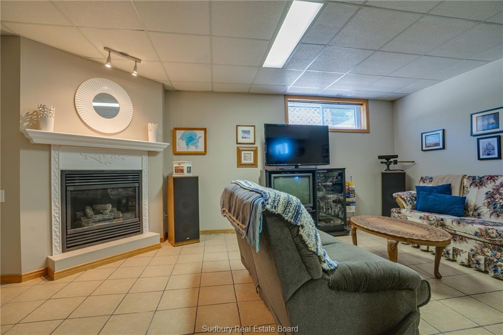 1949 West Bay, Skead Ontario, Canada