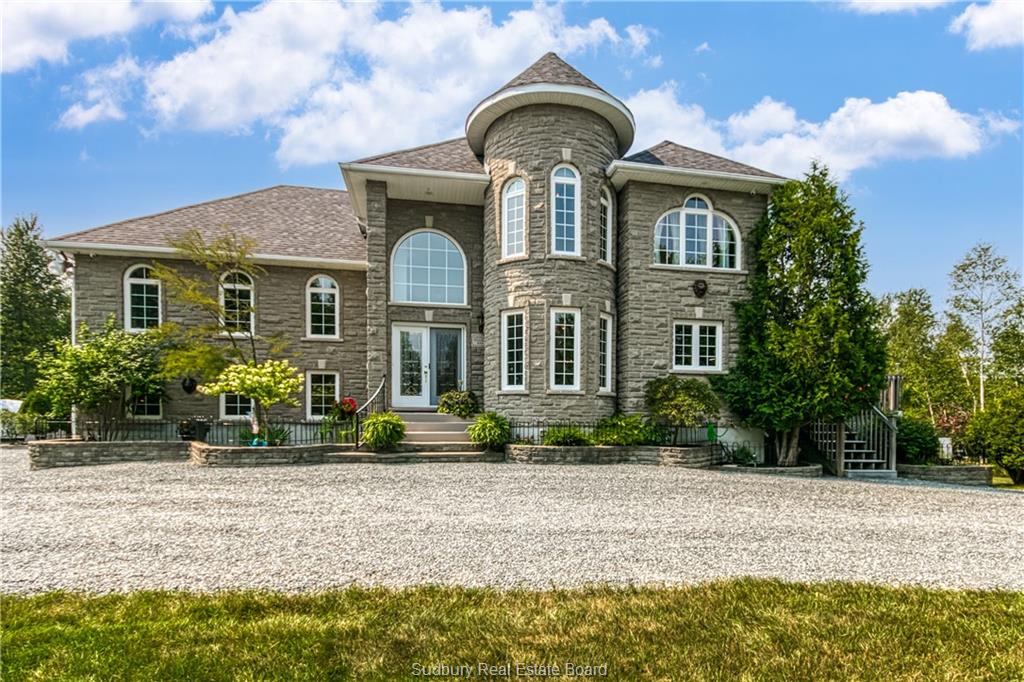 333 Garson Coniston Road, Garson Ontario, Canada