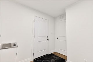 44 Nottingham Avenue, Sudbury Ontario