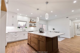 44 Nottingham Avenue, Sudbury Ontario