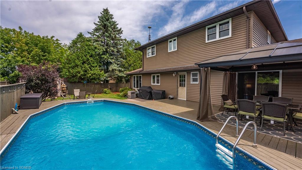 70 BEE Street, Norfolk County, Ontario, Canada