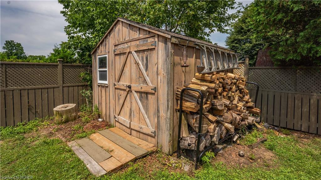 70 BEE Street, Norfolk County, Ontario, Canada