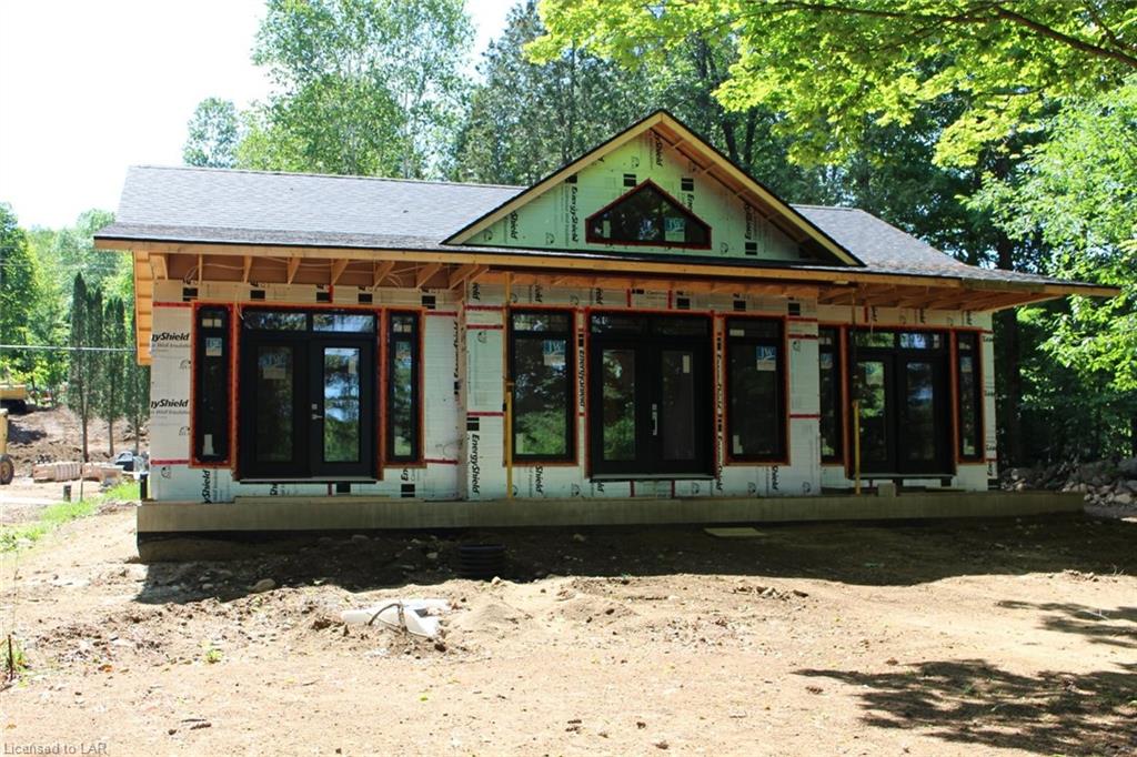 1462 KASHAGAWIGAMOG LAKE Road, Minden Ontario, Canada