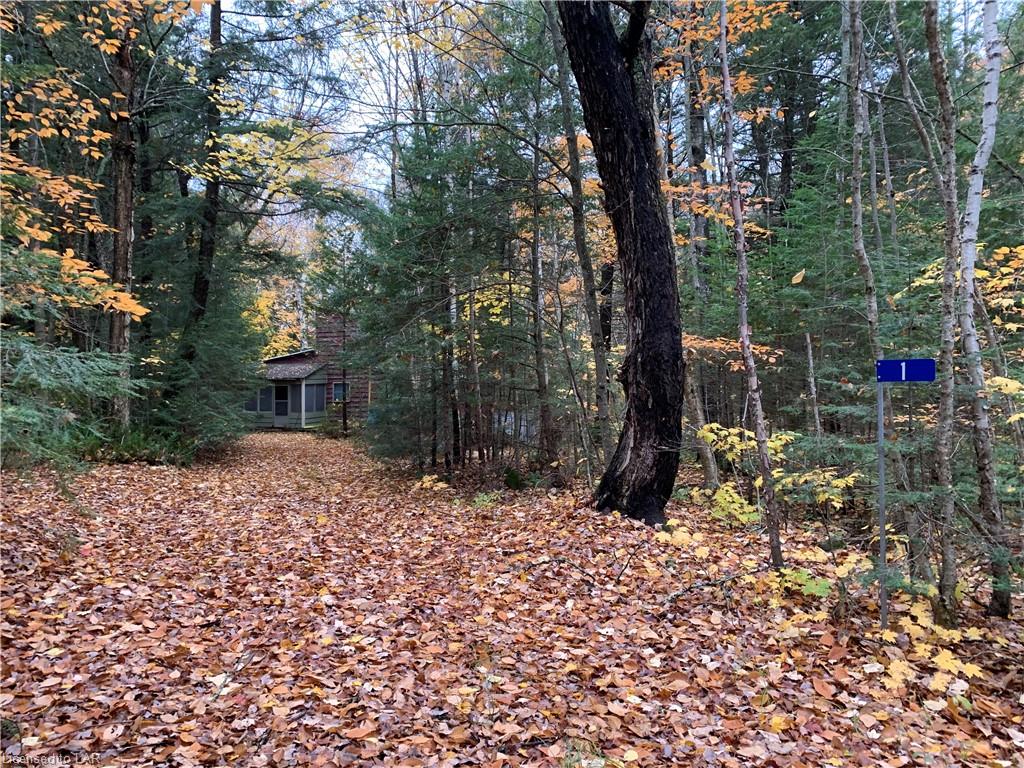 1387 WEST OXBOW LAKE Road Unit# 1, Lake of Bays Ontario, Canada
