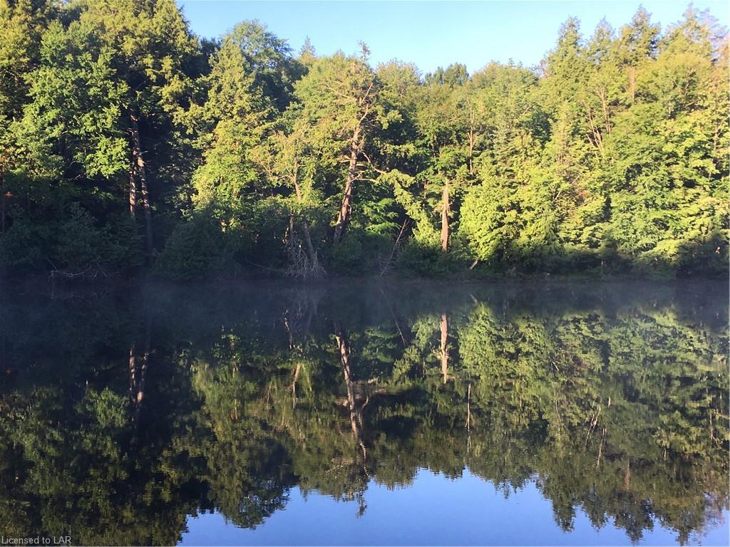 1387 WEST OXBOW LAKE Road Unit# 1, Lake of Bays Ontario, Canada