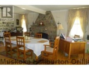 1114 MAIN ST, Dorset, Ontario, Canada