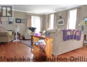 1114 MAIN ST, Dorset, Ontario, Canada