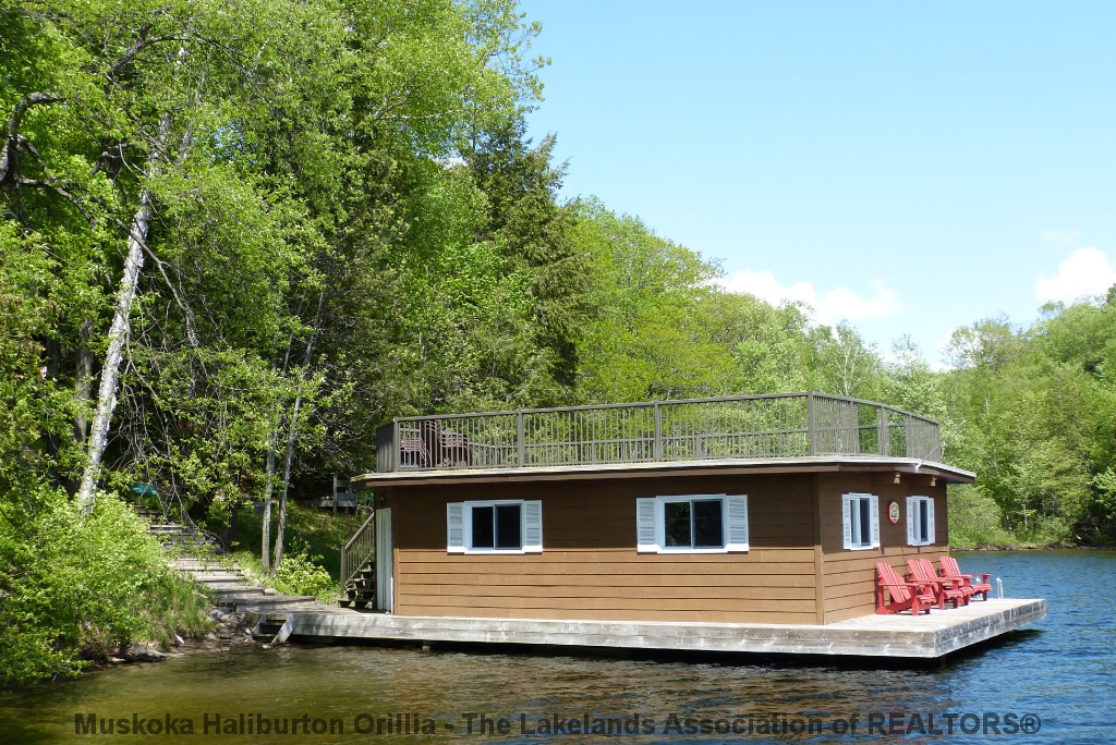 1015 BAYVIEW POINT RD, Dwight, Ontario, Canada