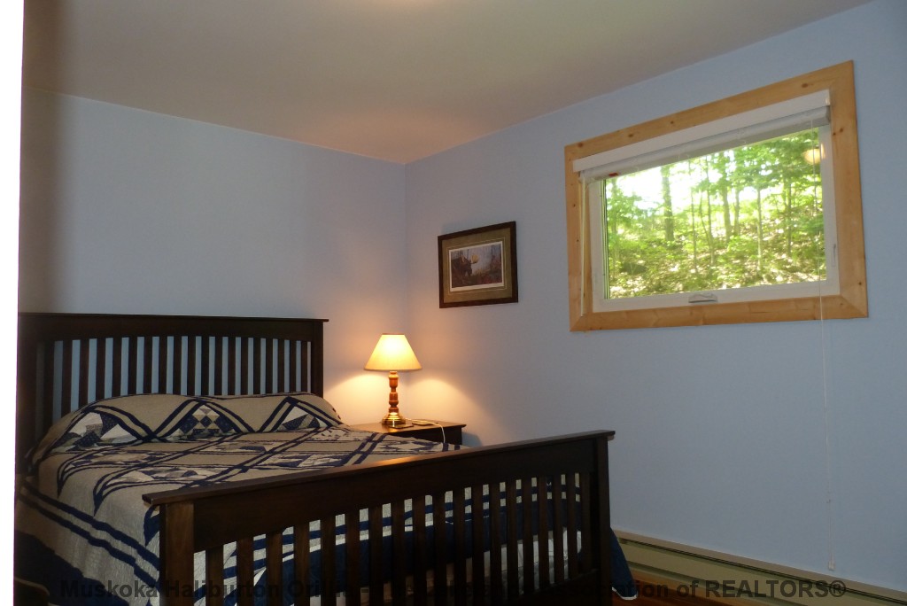 1015 BAYVIEW POINT RD, Dwight, Ontario, Canada