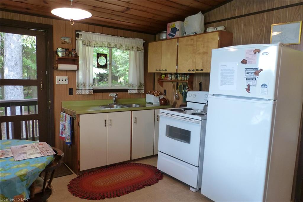 1012 BELLWOOD Lane, Dorset, Ontario, Canada