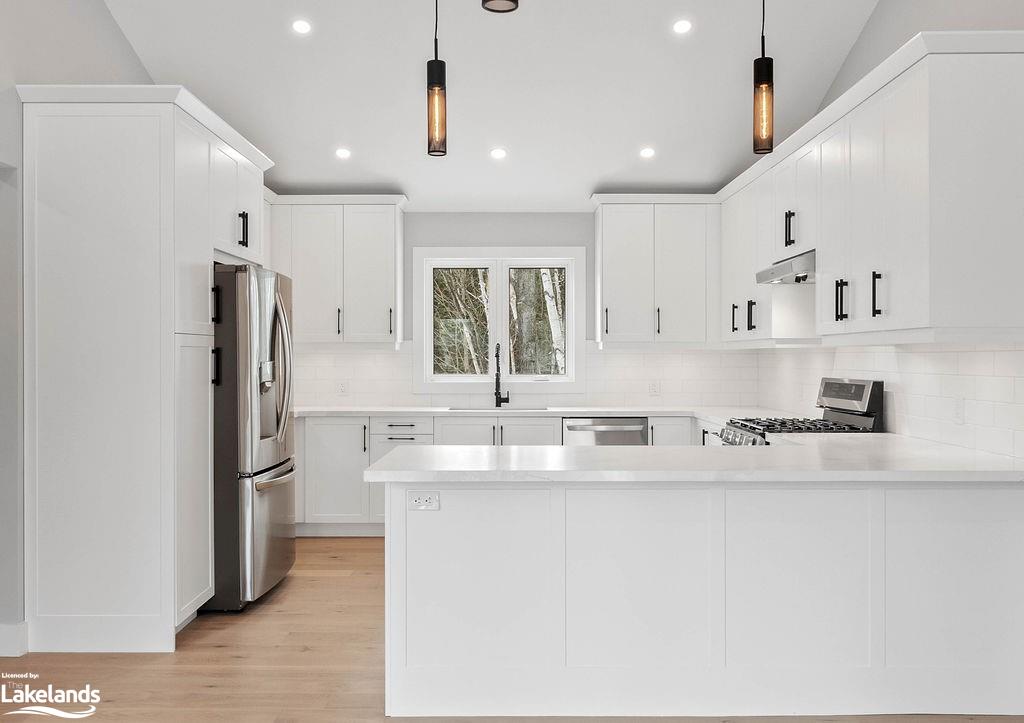 1058 BELLWOOD ACRES Road, Dorset, Ontario, Canada