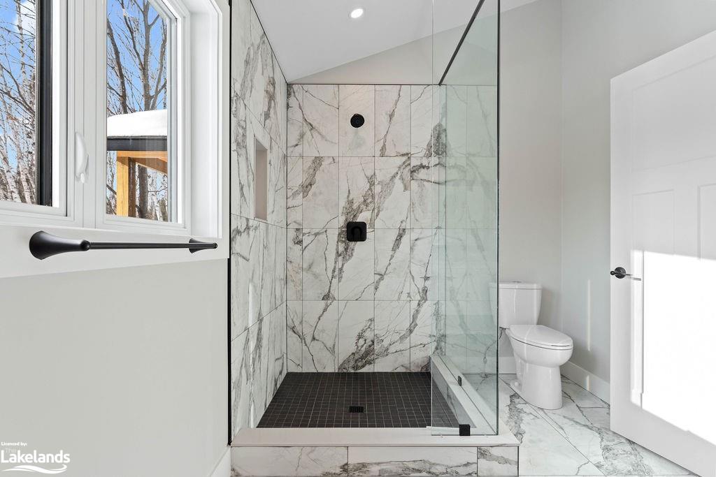 1058 BELLWOOD ACRES Road, Dorset, Ontario, Canada