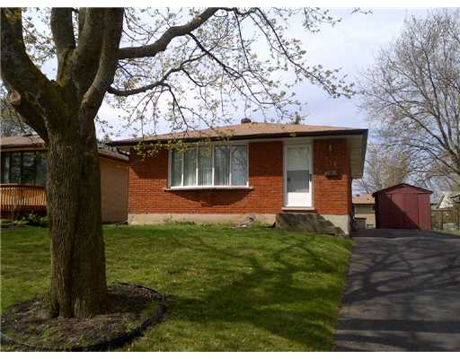541 Glendene Cr, Waterloo Ontario, Canada
