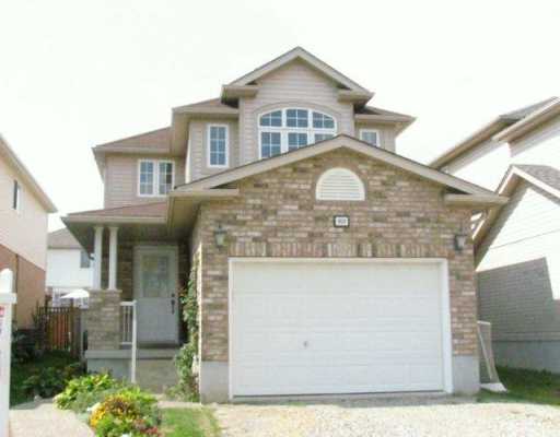 909 Copper Leaf Cr, Kitchener Ontario, Canada