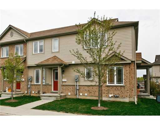 10 - 535 Windflower Cr, Kitchener Ontario, Canada