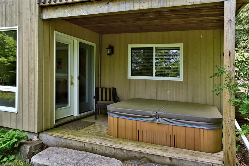 1020 PECAN Drive, Haliburton, Ontario, Canada