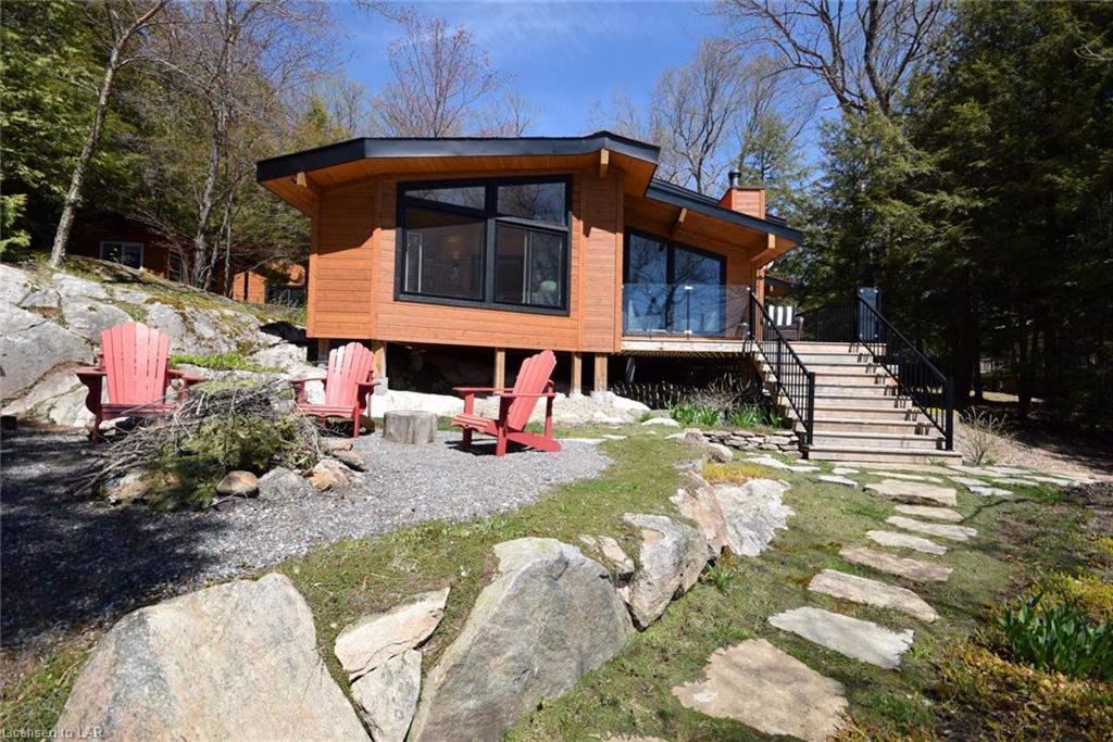 6593 KENNISIS LAKE Road, Haliburton, Ontario, Canada