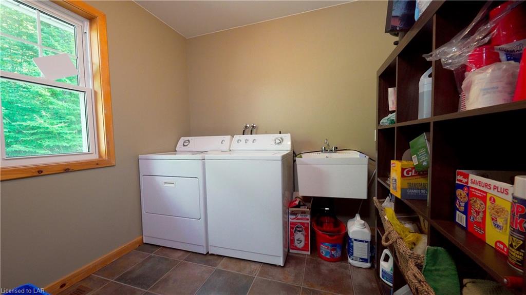 2615 BOICE BRADLEY Road, Haliburton, Ontario, Canada