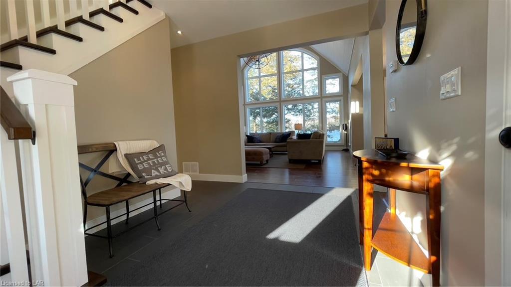 4967 KENNISIS LAKE Road, Haliburton, Ontario, Canada
