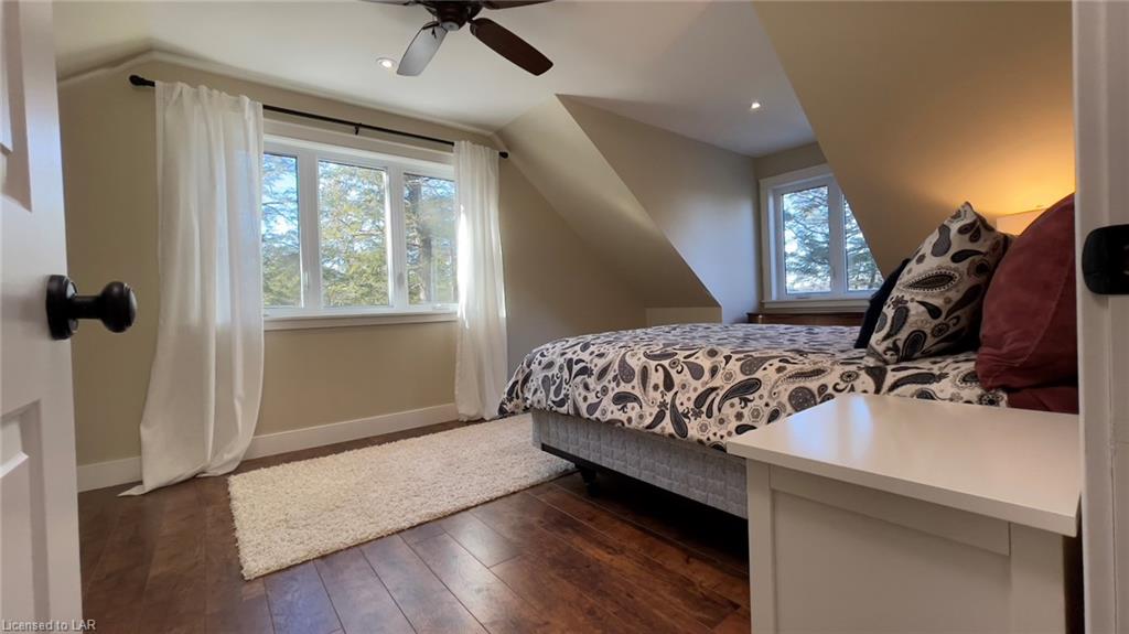 4967 KENNISIS LAKE Road, Haliburton, Ontario, Canada