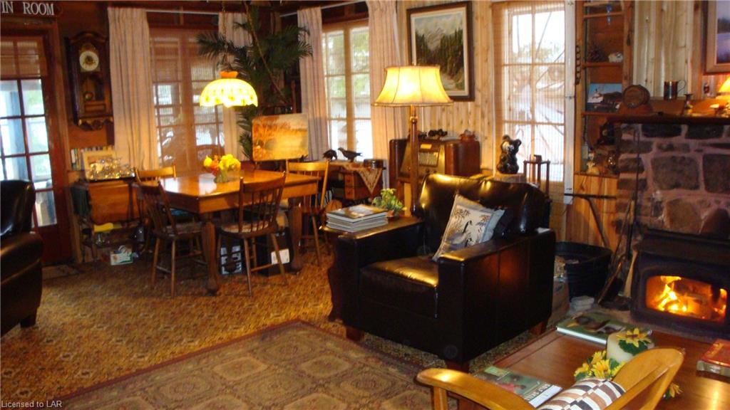 1100 KANAWA Lane, Algonquin Highlands, Ontario, Canada