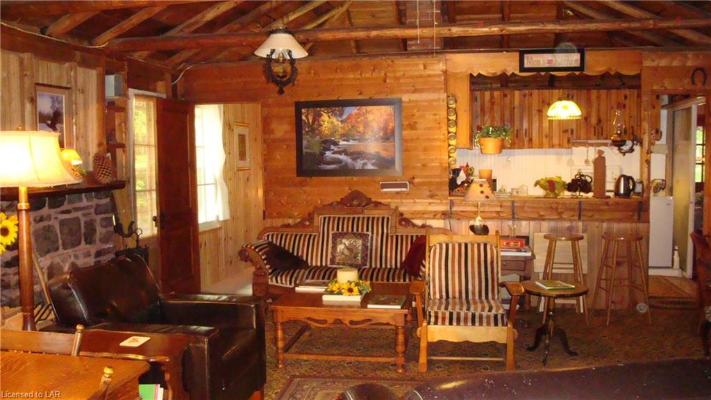 1100 KANAWA Lane, Algonquin Highlands, Ontario, Canada