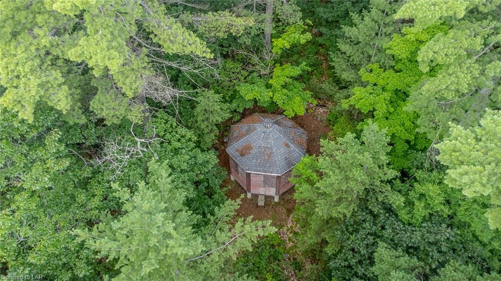 1100 KANAWA Lane, Algonquin Highlands, Ontario, Canada