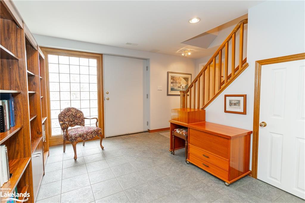 1089 PIONEER Road, Gooderham, Ontario, Canada