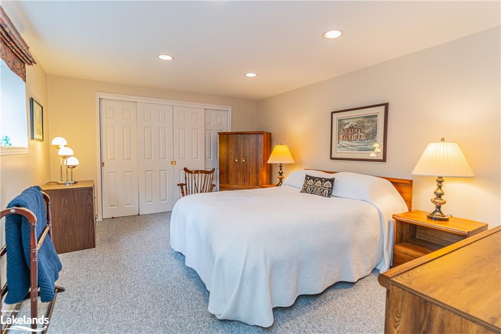 1089 PIONEER Road, Gooderham, Ontario, Canada
